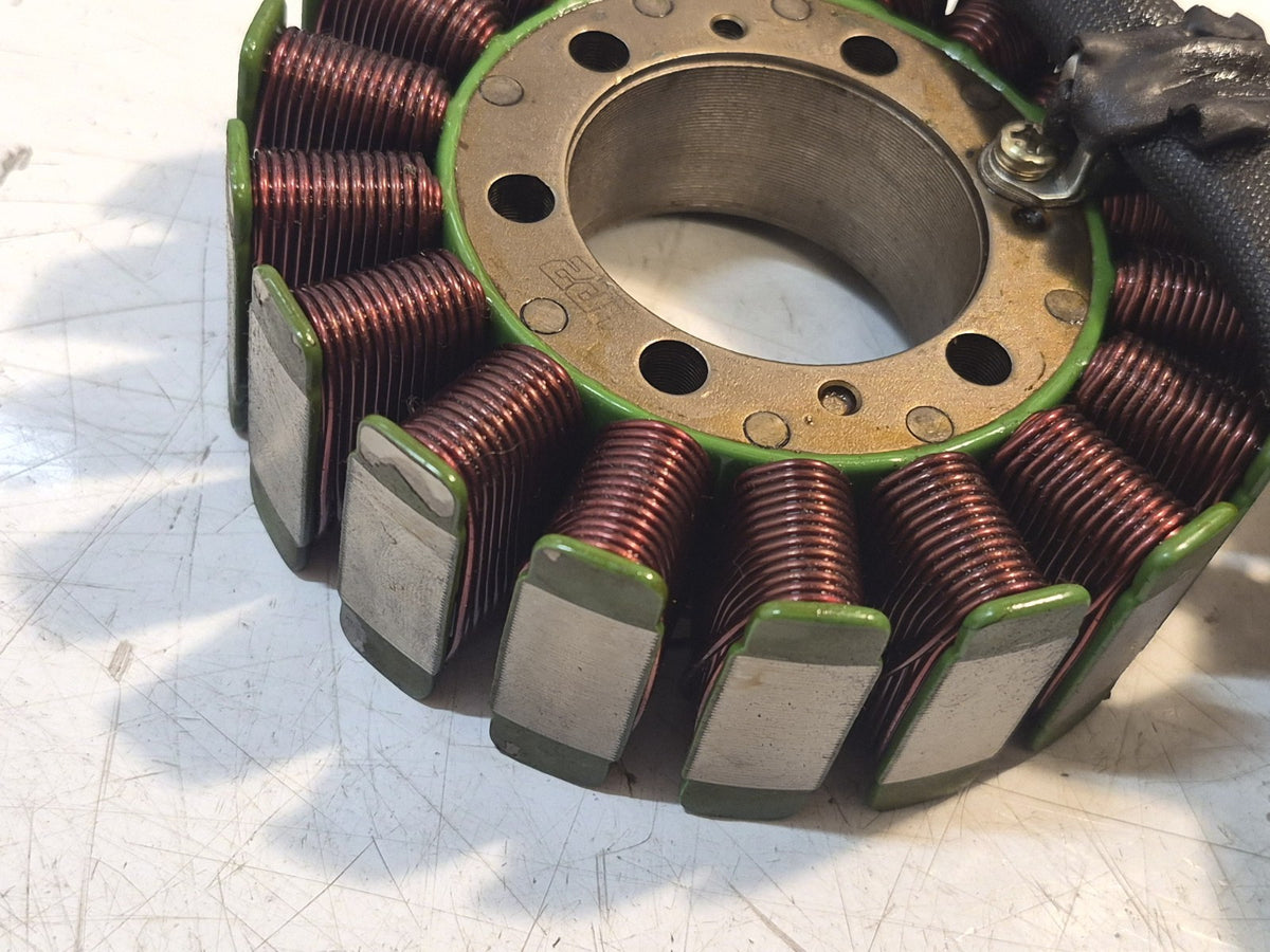 Honda CBR 1100 Blackbird Stator