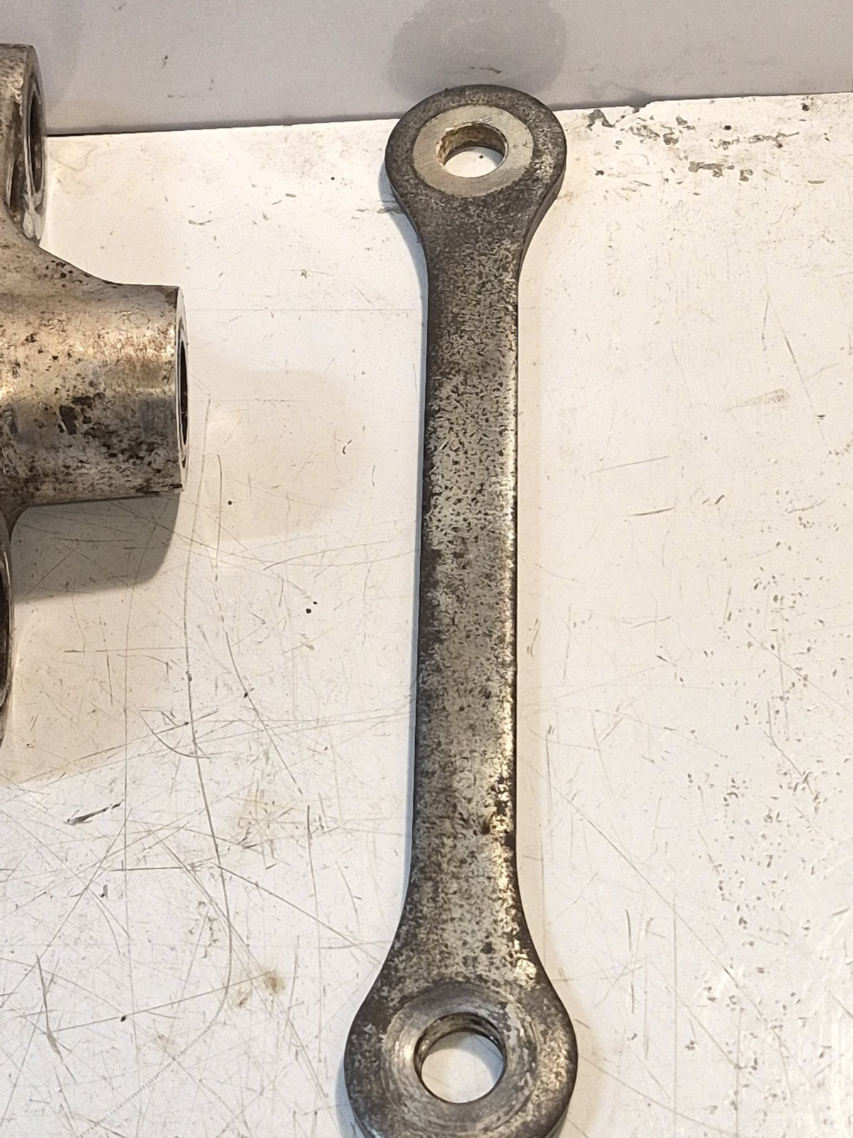 Suzuki GSF 600 Bandit Mk1 Mono Shock Linkage/Lower Mount