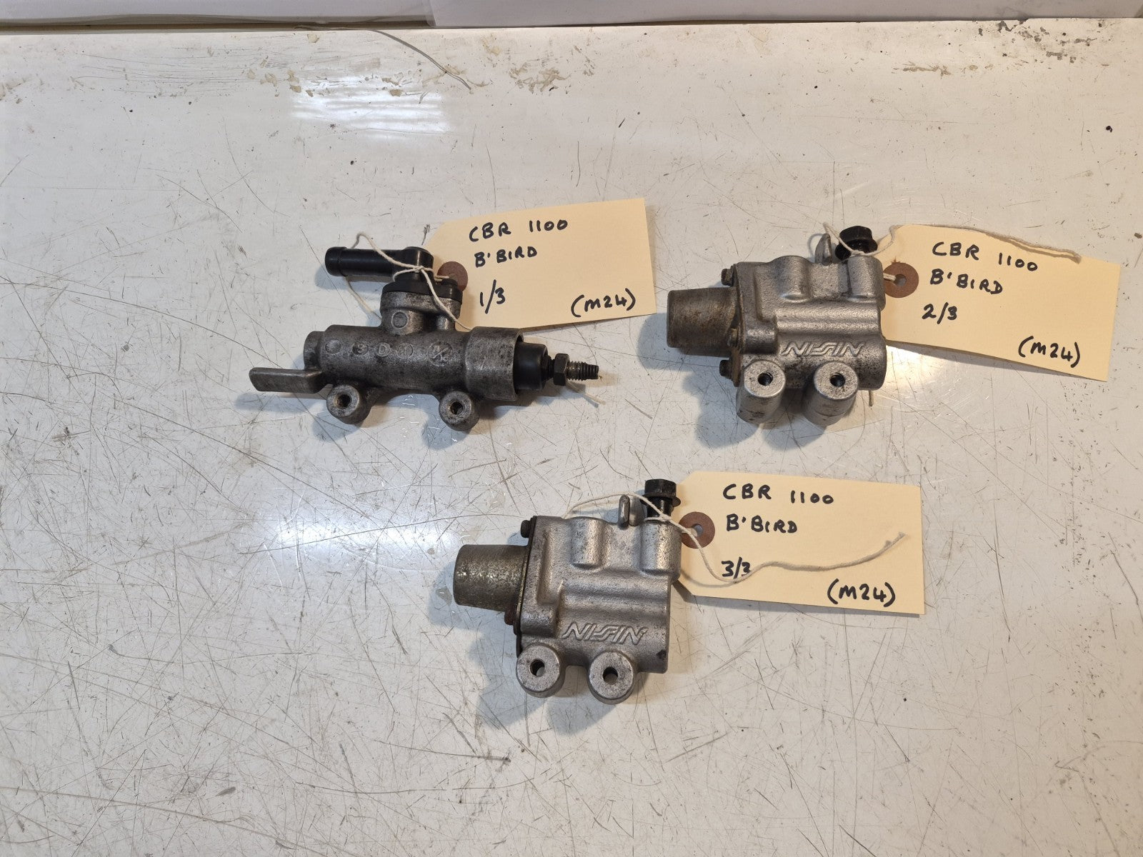 Honda CBR 1100 Blackbird Rear Brake Master Cylinder And 2x Brake Unions