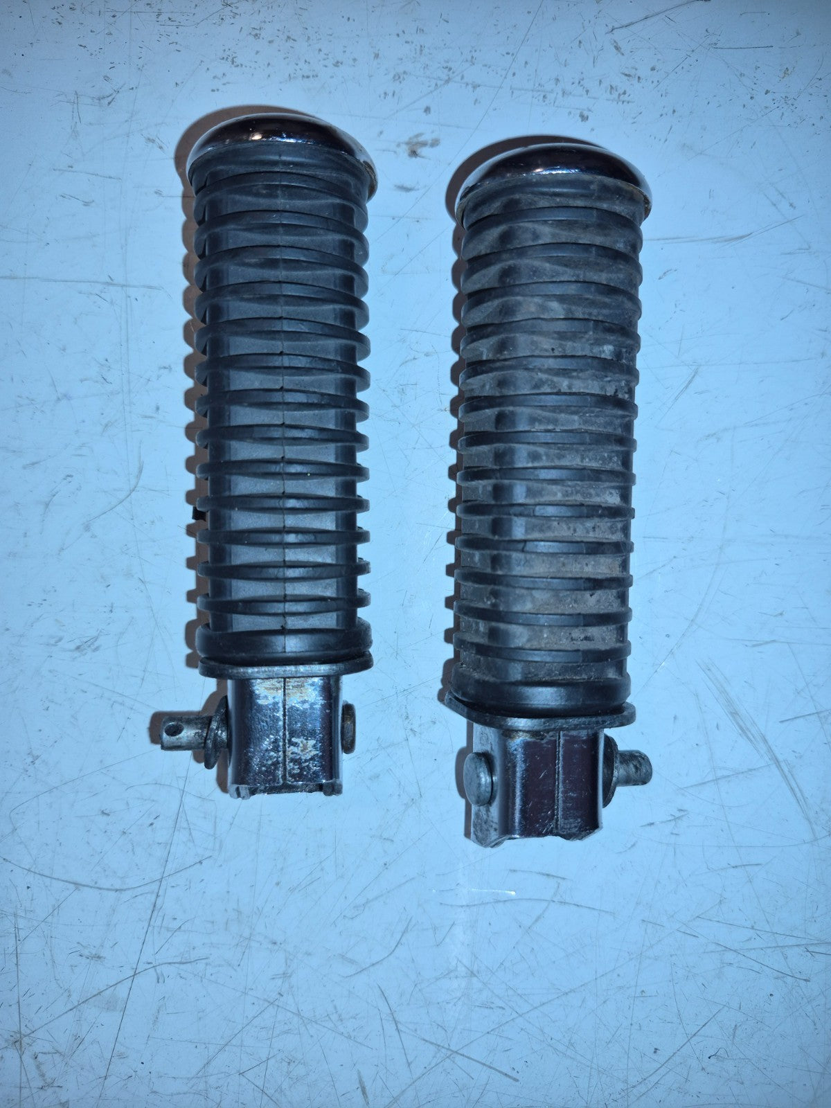 Honda VT 750 Pillion Pegs, Pair