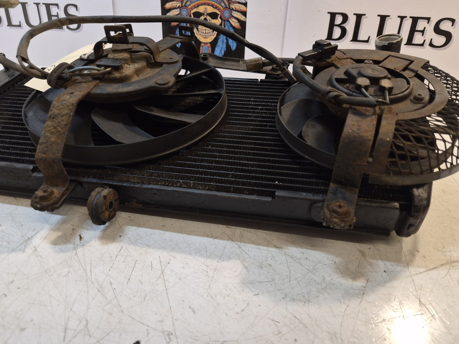 Suzuki GSF 1250 Bandit Radiator And Fans