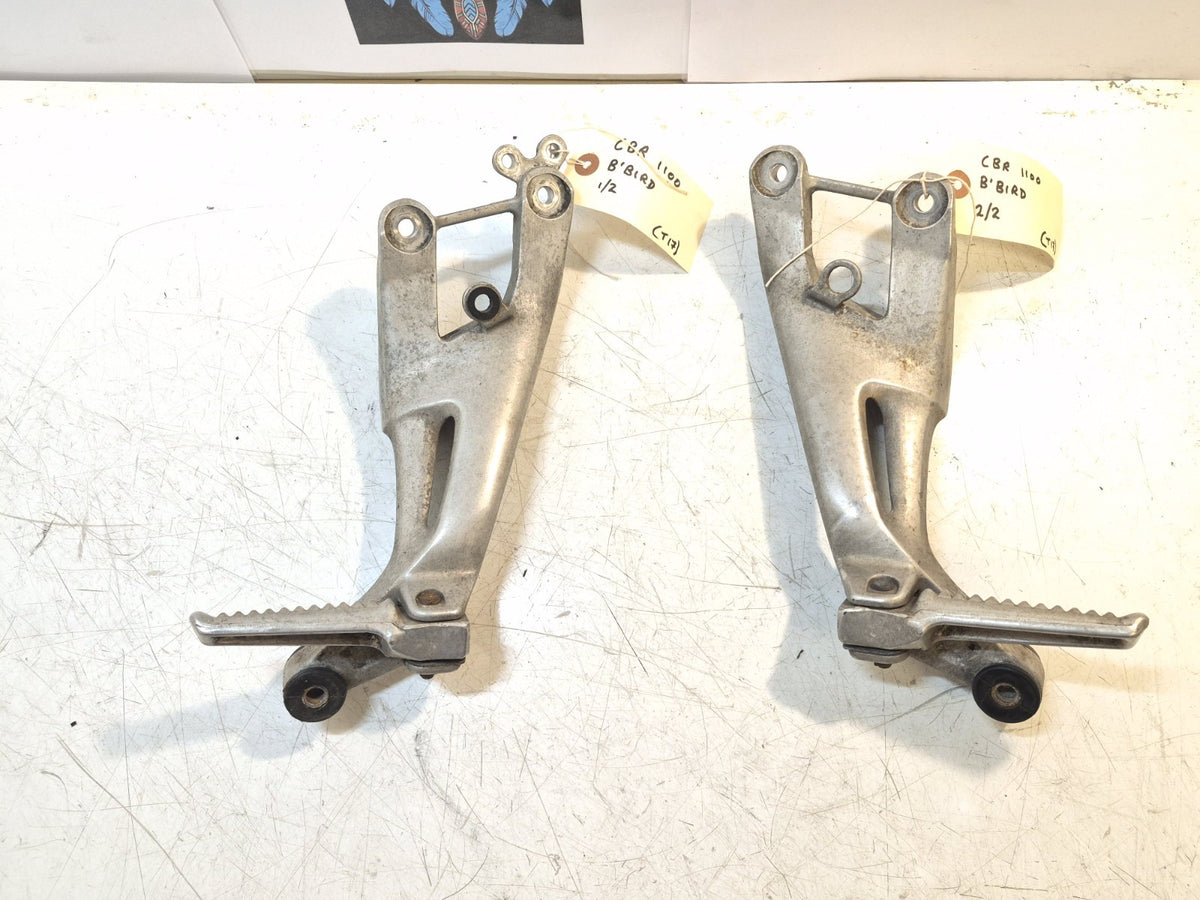 Honda CBR 1100 Blackbird Pillion Pegs And Hangers, Pair