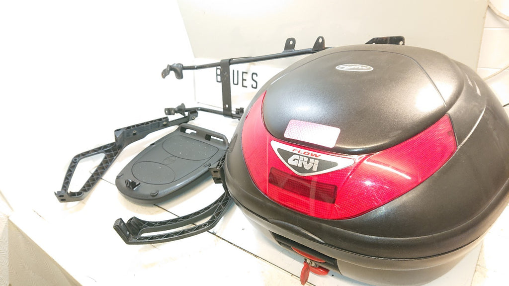 BMW R1150 RT Givi Top Box And Brackets