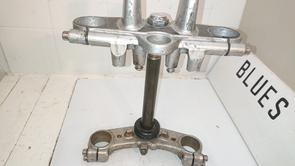 Suzuki GSF 600 Bandit Mk2 Yoke Complete