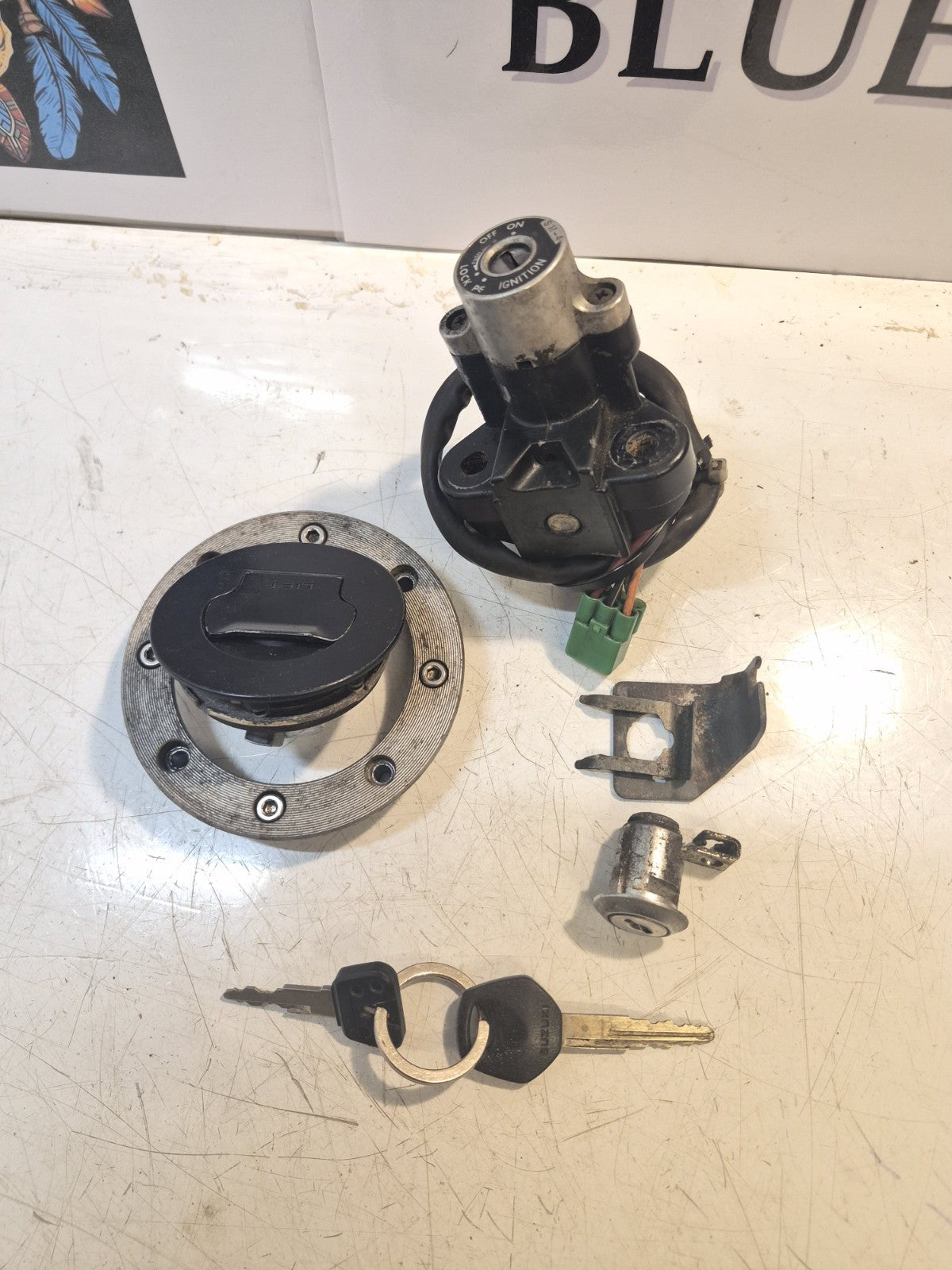 Suzuki SV 650 Gen 1 Lock Set