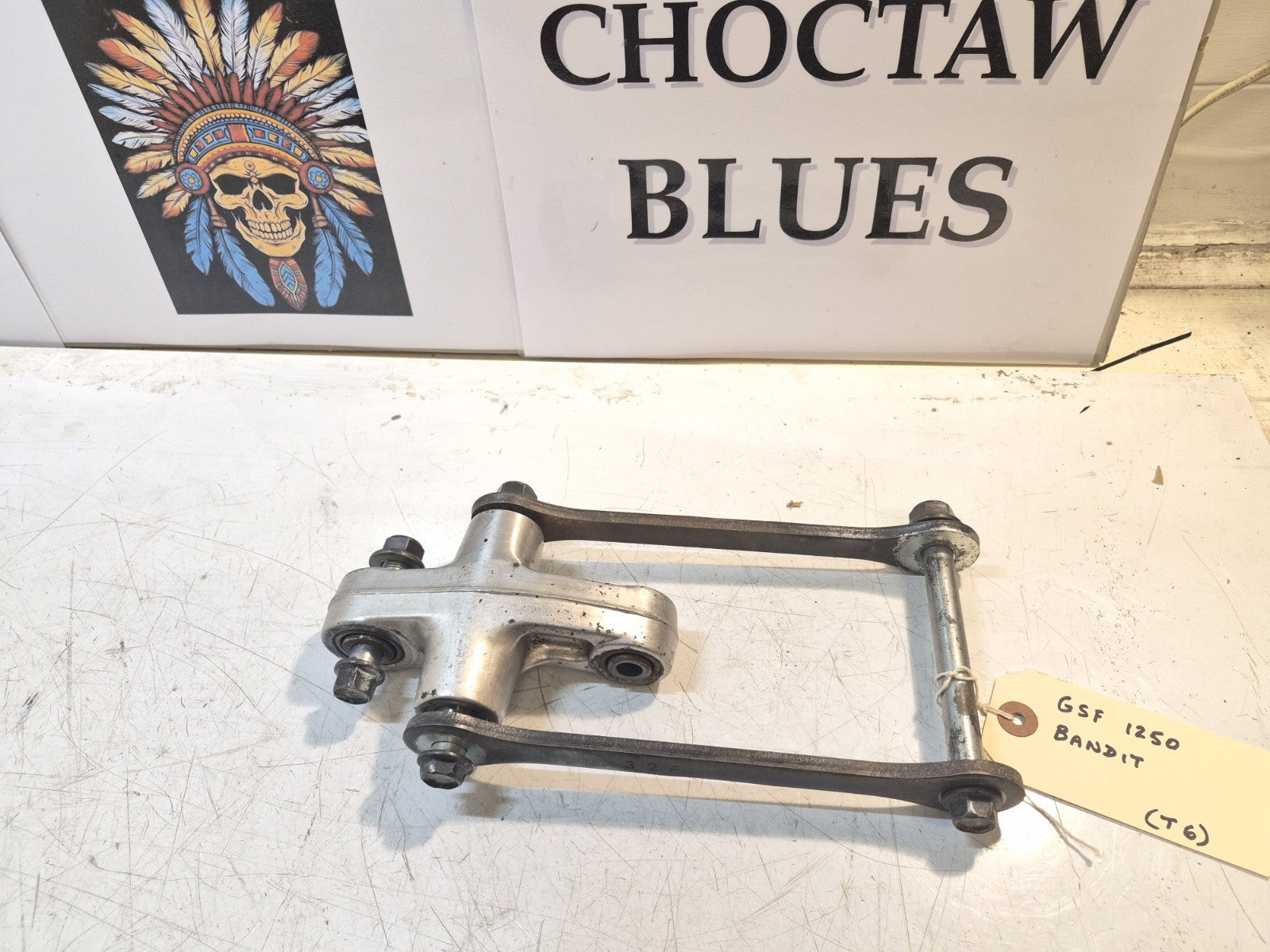 Suzuki GSF 1250 Bandit Mono Shock Mount/Linkage