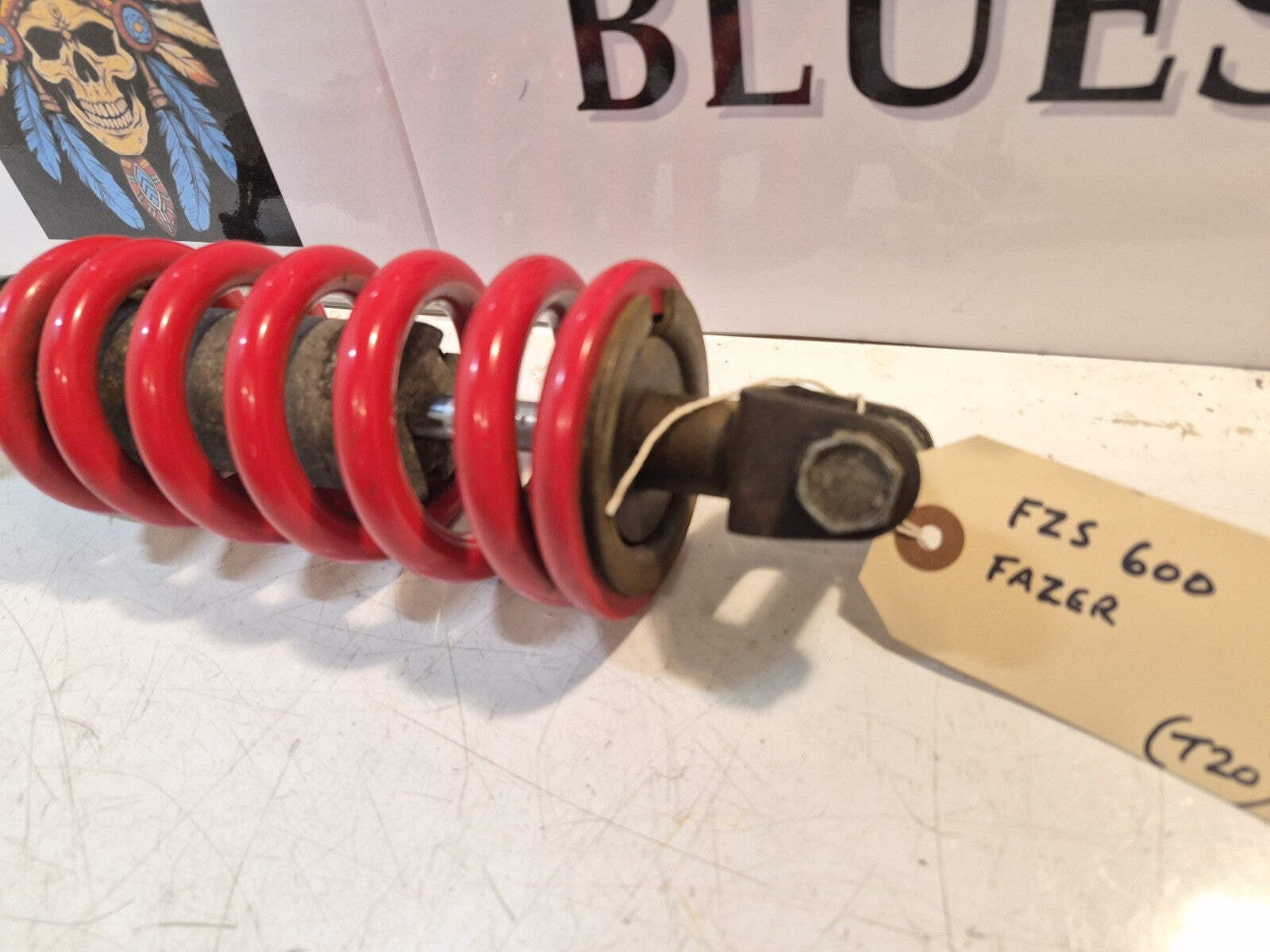 Yamaha FZS 600 FAZER Mono Shock