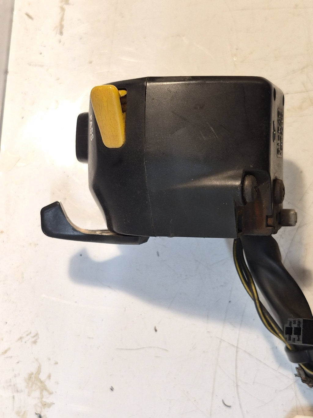 Suzuki GSF 600 Bandit Mk2 Switchgear, Left-hand