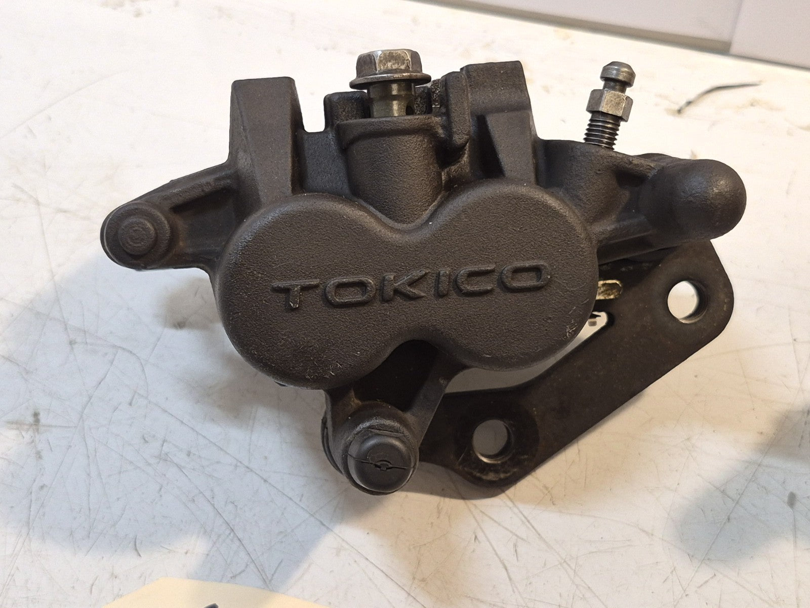 Suzuki GSF 600 Bandit Mk2 Front Brake Calipers, Pair