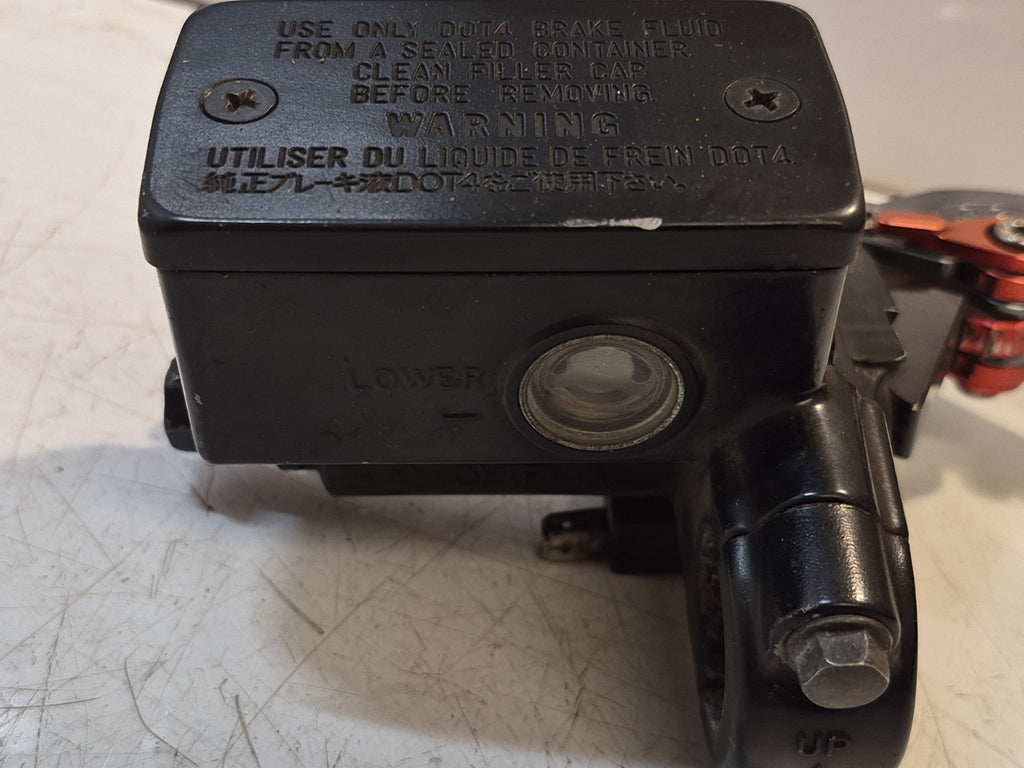 Suzuki GSF 1250 Bandit Front Brake Master Cylinder And Lever