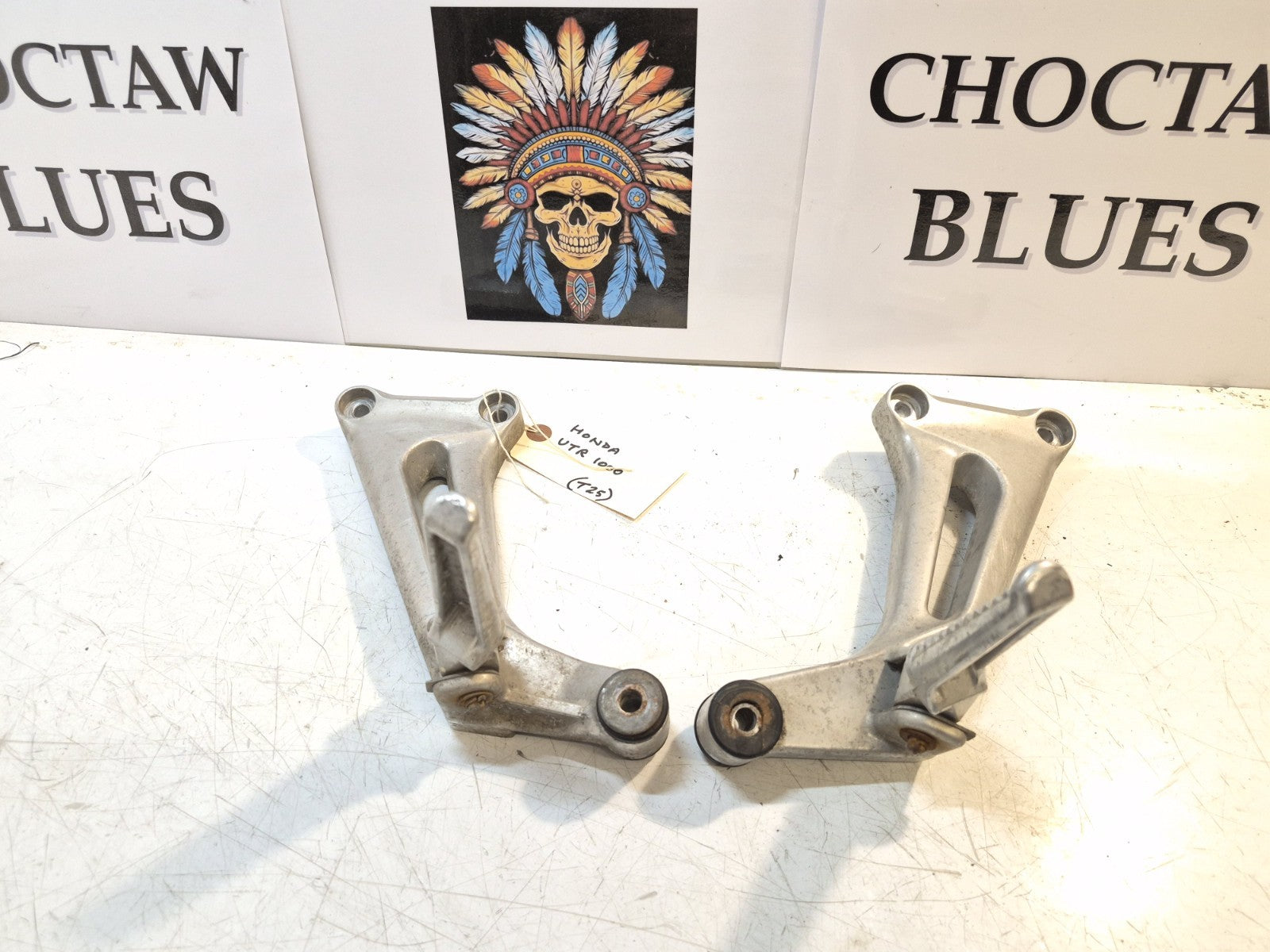 Honda VTR 1000 Firestorm Pillion Pegs And Hangers, Pair