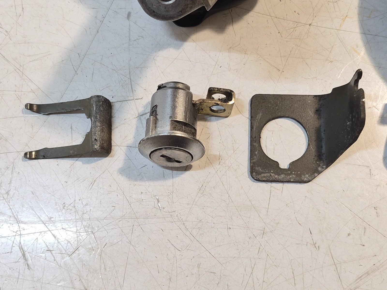 Suzuki SV 650 Gen 2 Lock Set