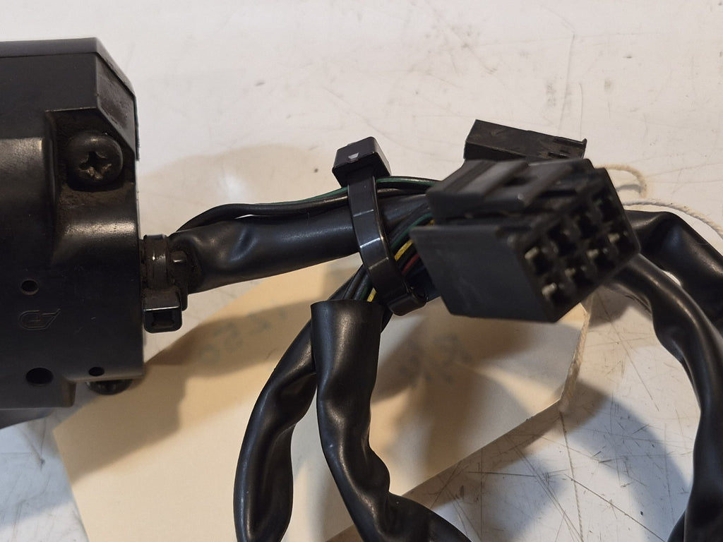Suzuki GSF 1250 Bandit Switchgear Righthand