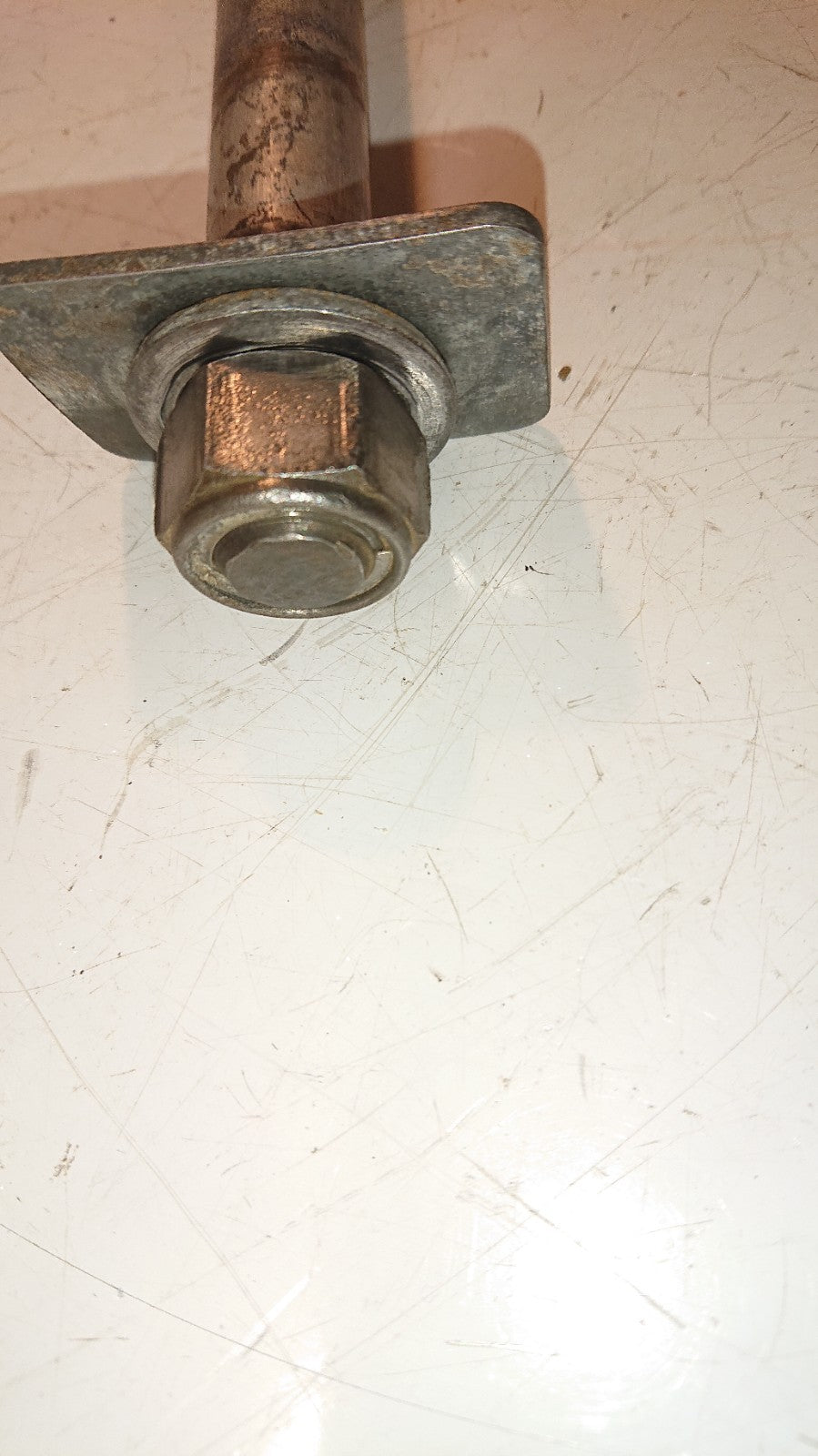 SUZUKI SV650 1999-2002 REAR WHEEL SPINDLE
