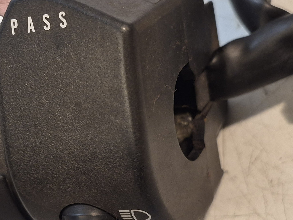 Triumph Daytona 955i Switchgear, Left-hand