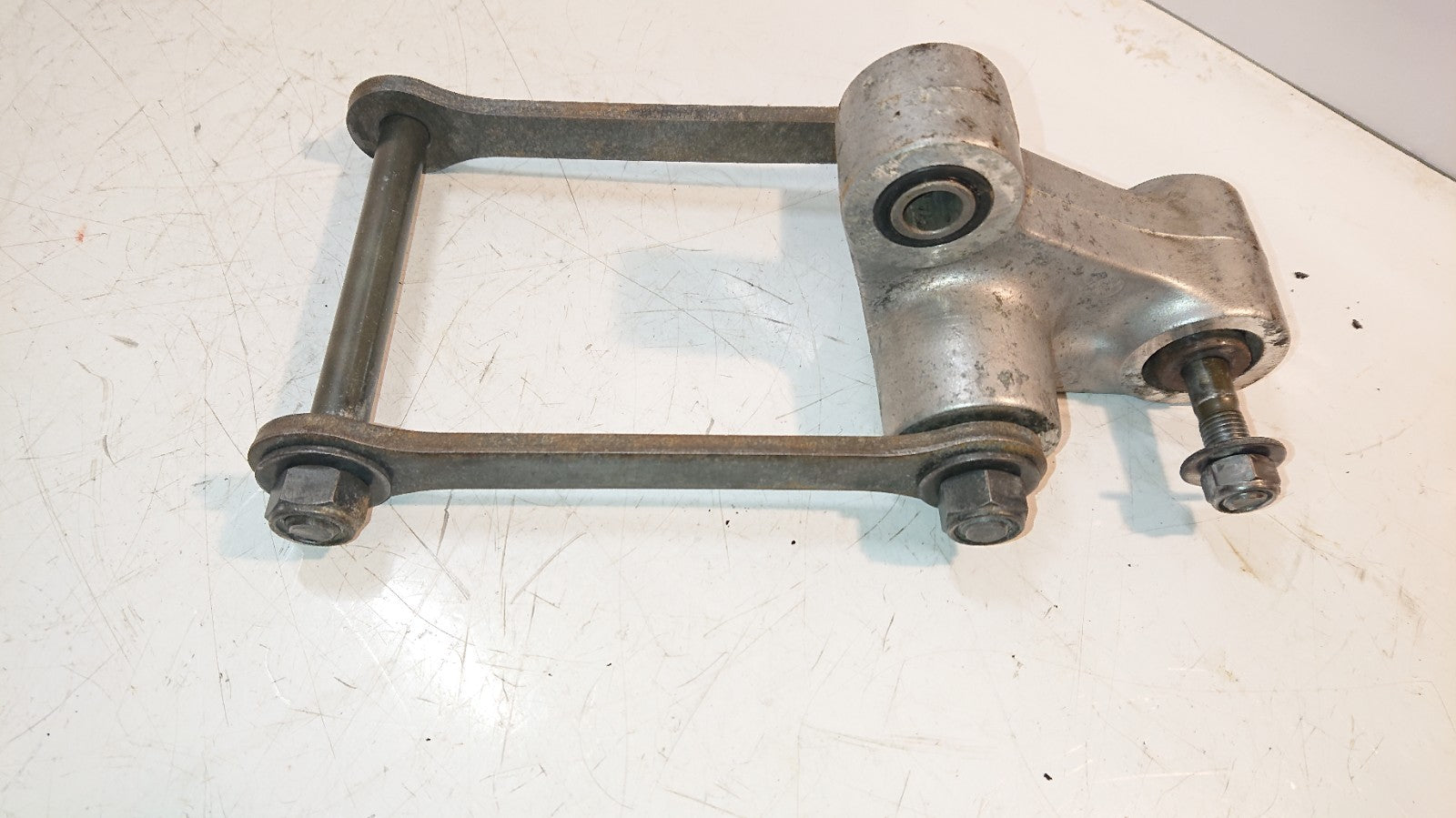Yamaha FZS 600 FAZER Mono Shock Lower Mount, Linkage