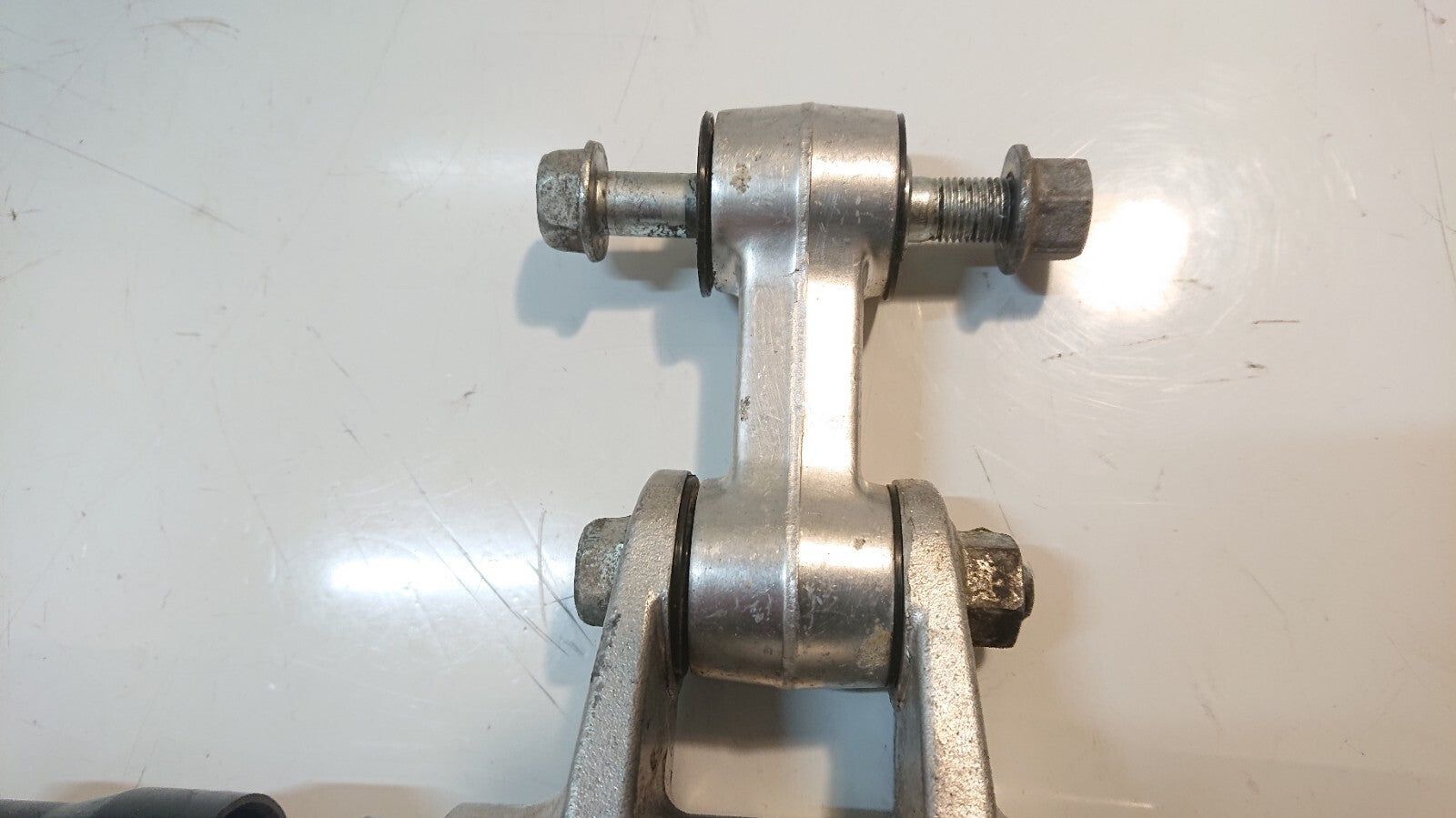 Kawasaki GPZ 1000 RX Mono Shock Upper Mount