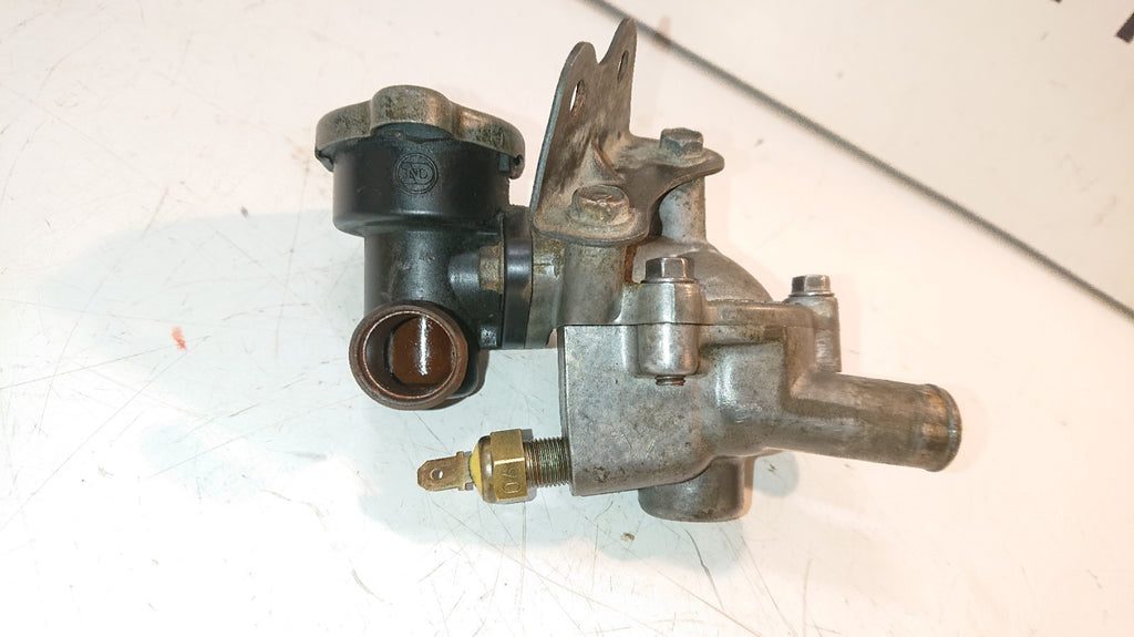 Kawasaki KLE500 KLE 500 1998-2007 Thermostat Housing