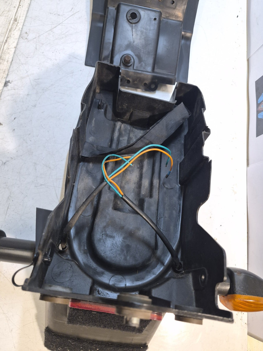 Kawasaki ER 5 Undertray