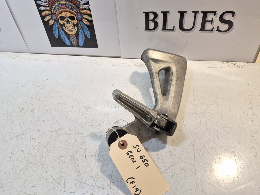 Suzuki SV 650 Gen 1 Pillion Peg And Hanger, Righthand