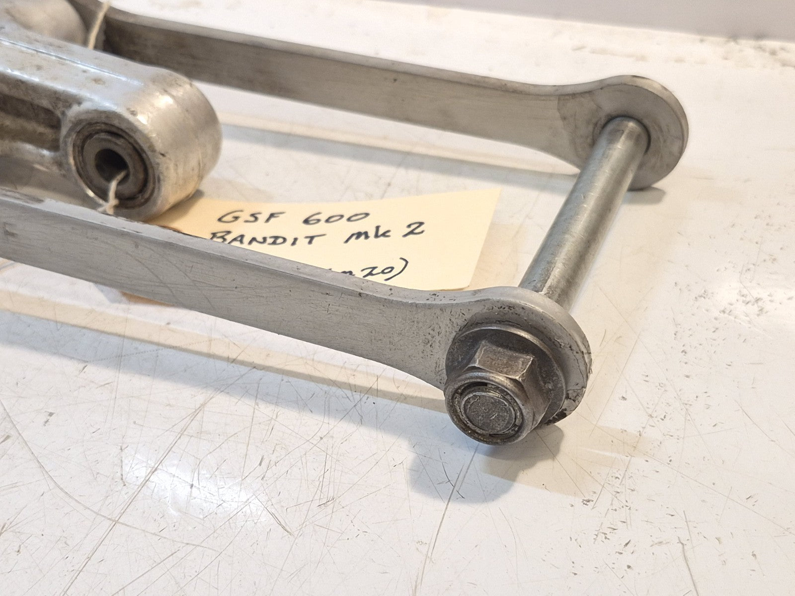 Suzuki GSF 600 Bandit Mk2 Mono Shock Linkage  / Lower Mount
