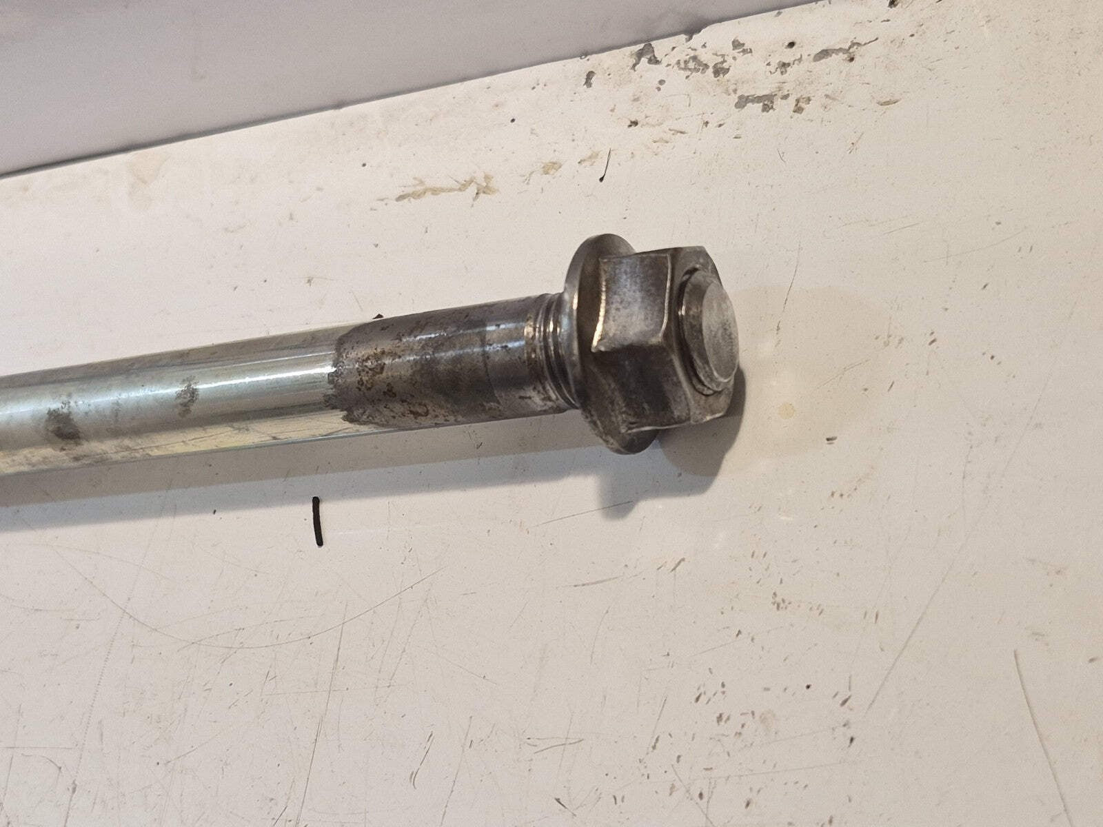 Kawasaki KLE 500 Swinging Arm Spindle