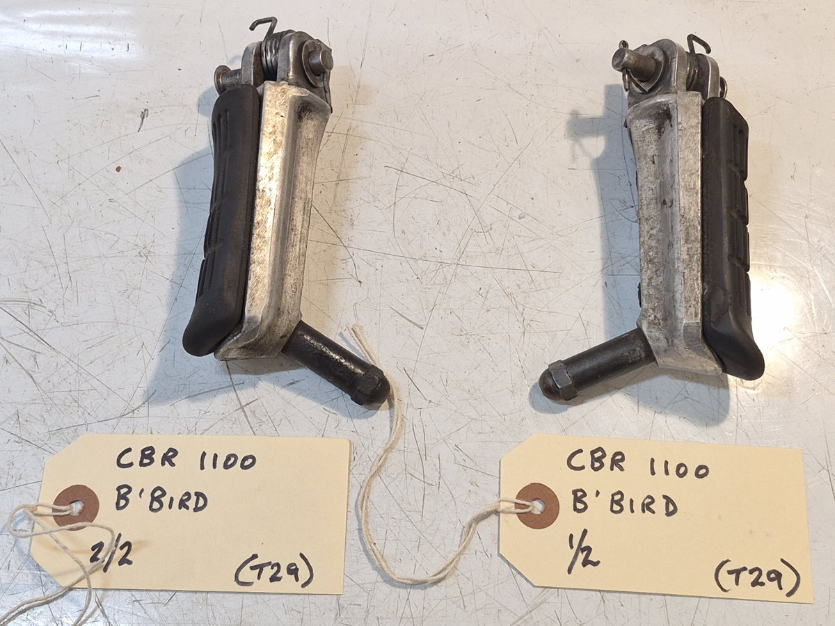Honda CBR 1100 Blackbird Footpegs, Riders, Pair