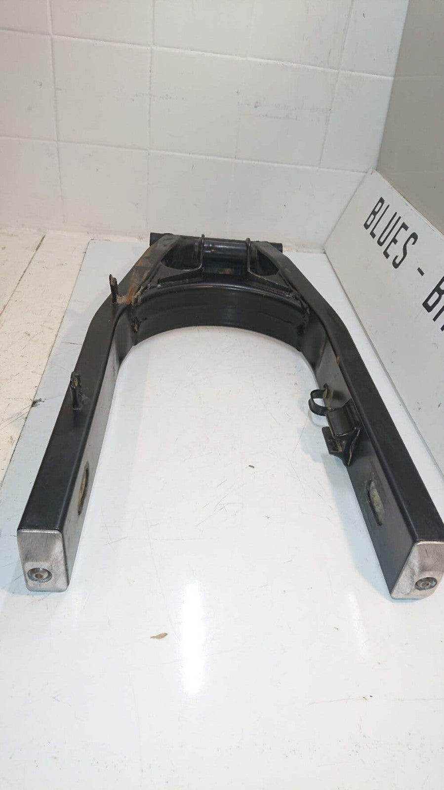 Suzuki GSF 650 Bandit Swinging Arm