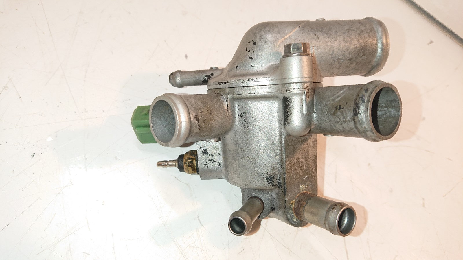 Honda VTR 1000 FIRESTORM Thermostat Housing