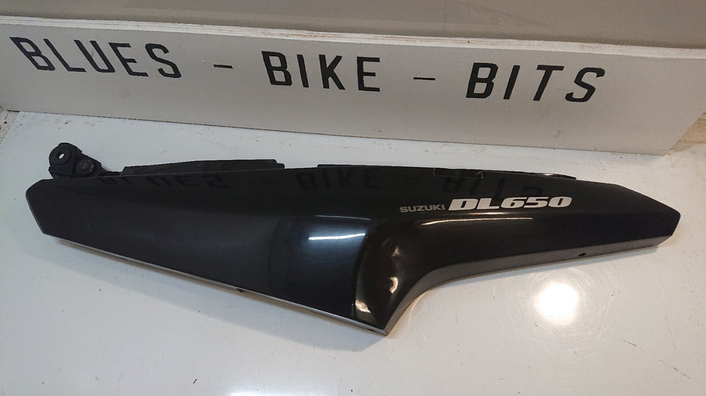 Suzuki DL 650 V STROM Lefthand Side Fairing, Seat Tail Cover