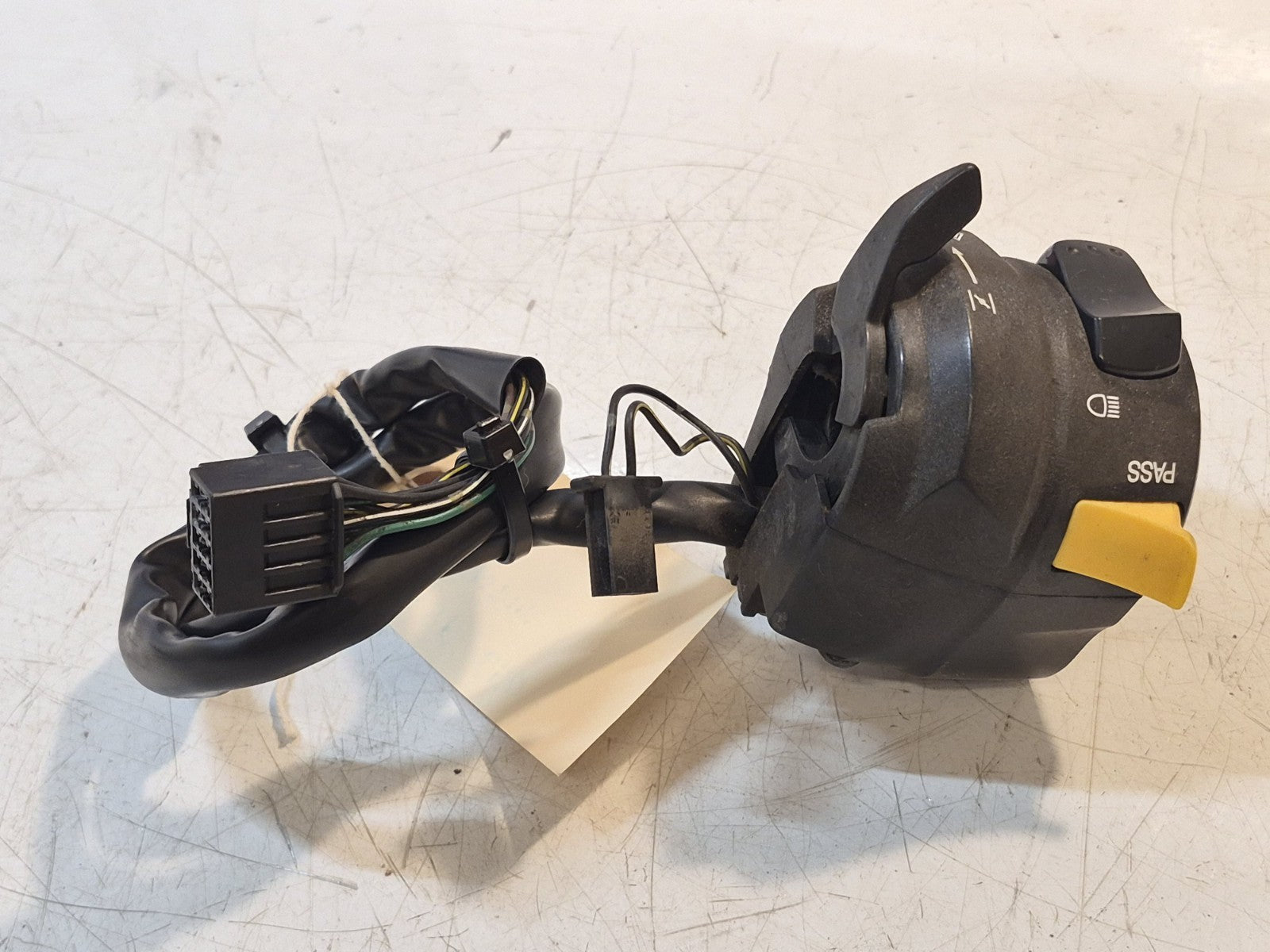 Suzuki GSF 650 Bandit Switch Gear, Righthand