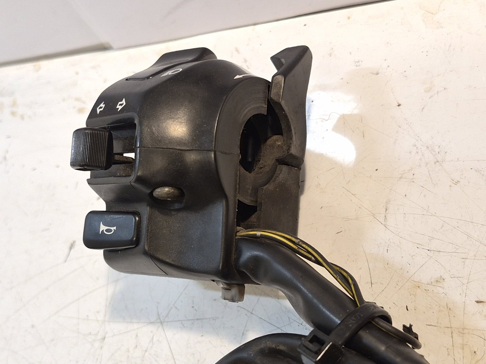 Suzuki GSF 600 Bandit Mk2 Switchgear, Left-hand