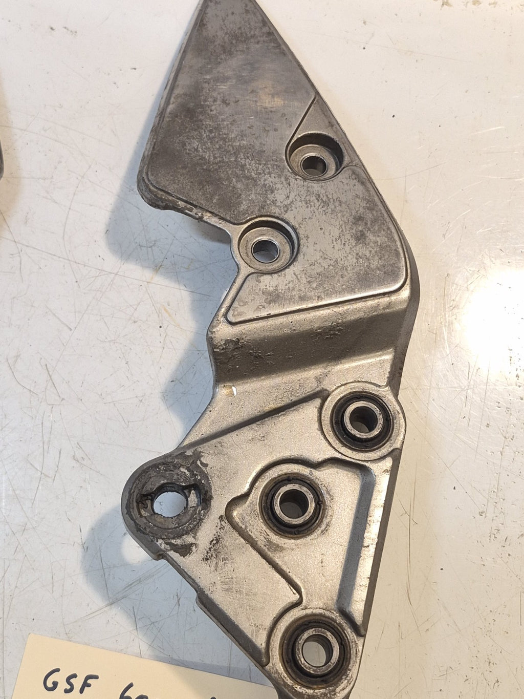 Suzuki GSF 600 Bandit Mk2 Front Peg Hangers