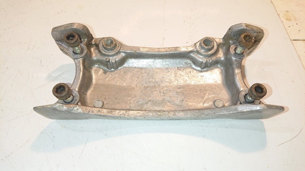Yamaha XJ 900 - Front Mudguard Mount Bracket Fork Brace Plate