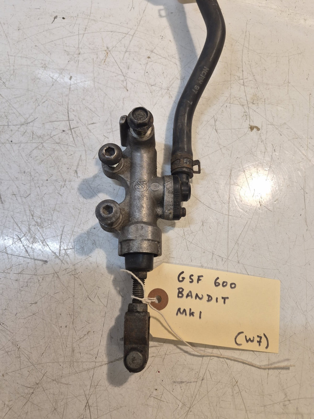 Suzuki GSF 600 Bandit Mk1 Rear Brake Master Cylinder