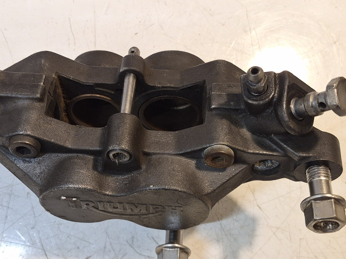 Triumph Daytona 955i Front Brake Calipers, Pair