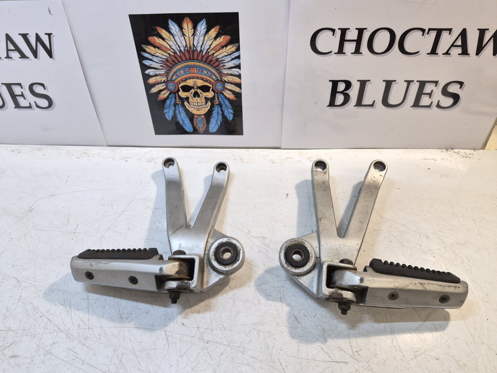 Suzuki VX 800 Pillion Pegs And Hangers