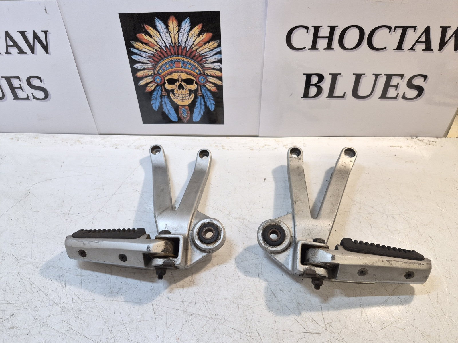 Suzuki VX 800 Pillion Pegs And Hangers
