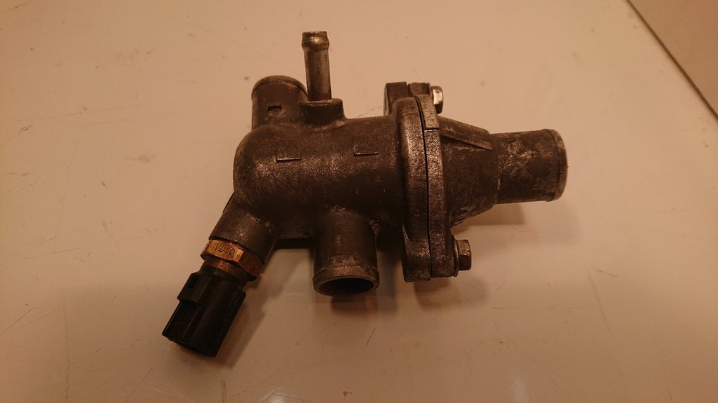Suzuki DL 650 V STROM Thermostat Housing