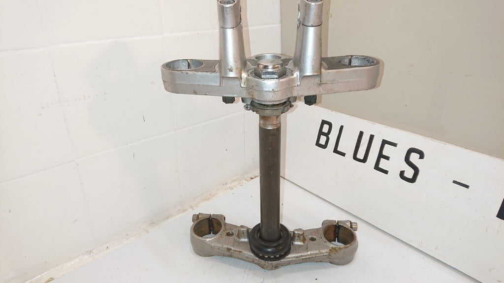 Suzuki GSF 600 Bandit Mk2 Yoke Complete