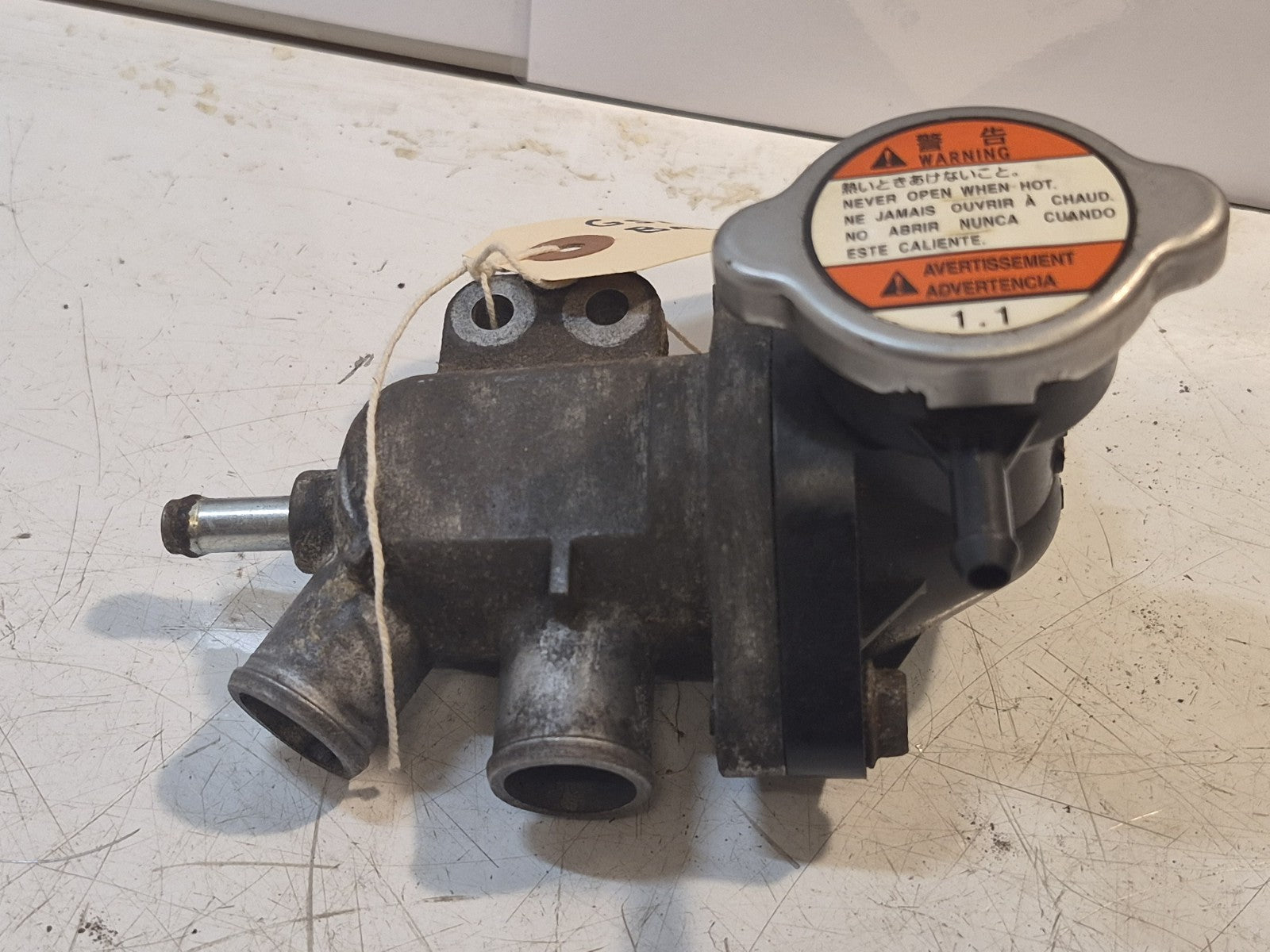 Suzuki GSF 1250 Bandit Thermostat Housing