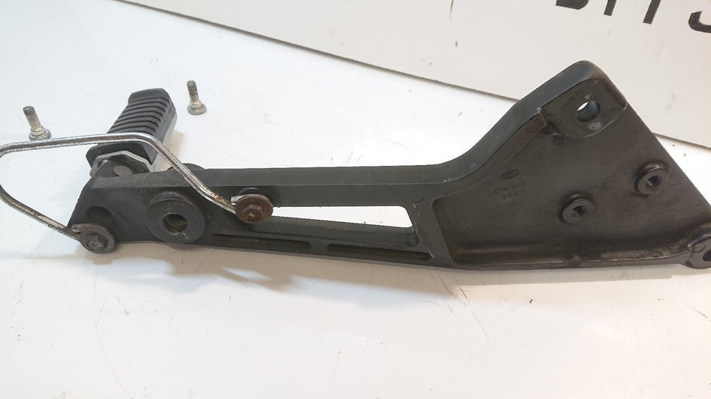 Kawasaki GPZ 1000 RX Footpeg Hanger, Lefthand