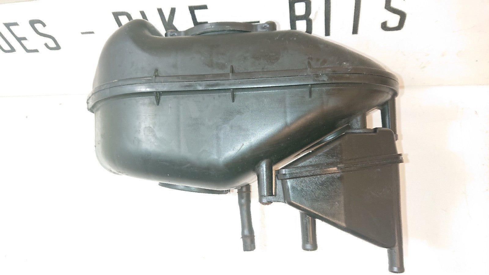 Suzuki SV 650 Air Box