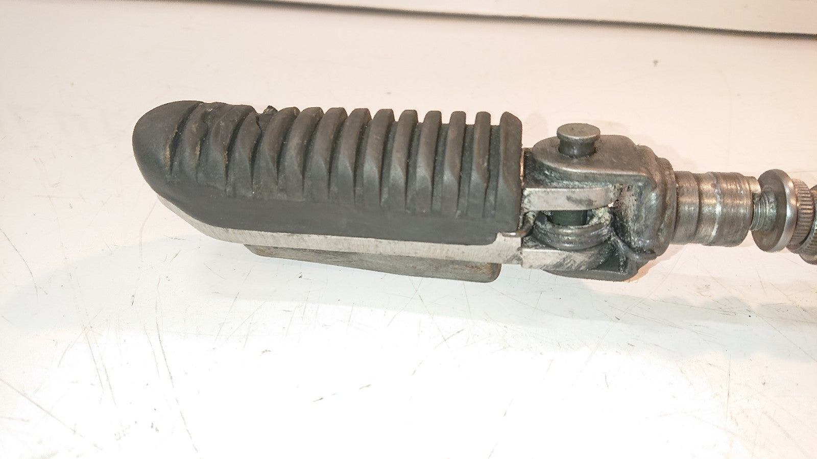 Suzuki GSF 650 Bandit Footpegs, Riders, Pair