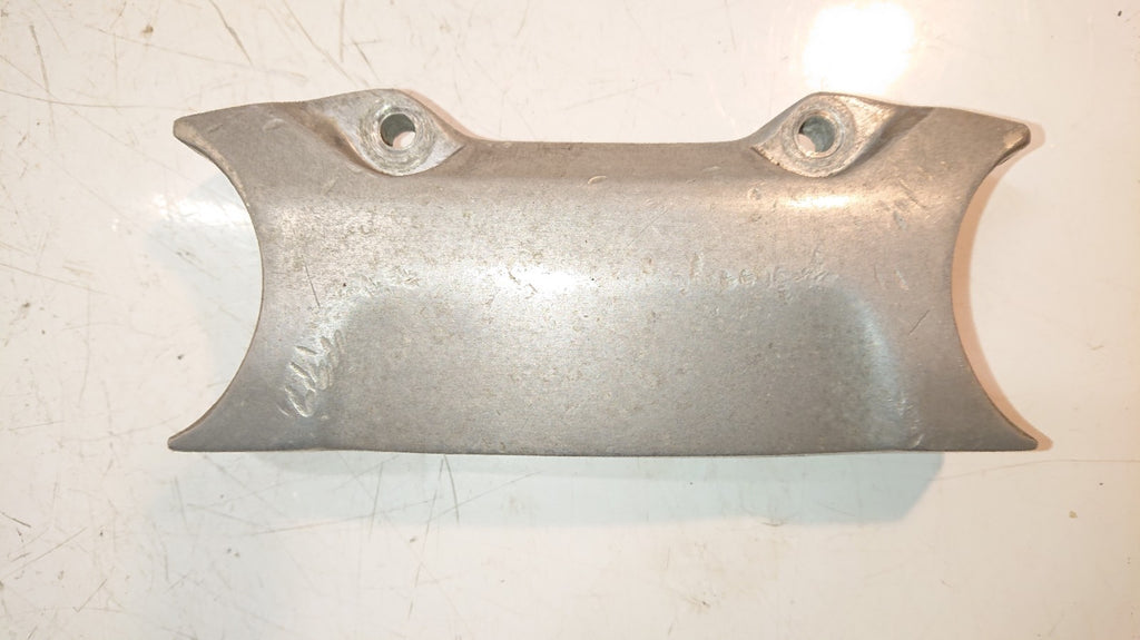 Yamaha XJ 900 - Front Mudguard Mount Bracket Fork Brace Plate