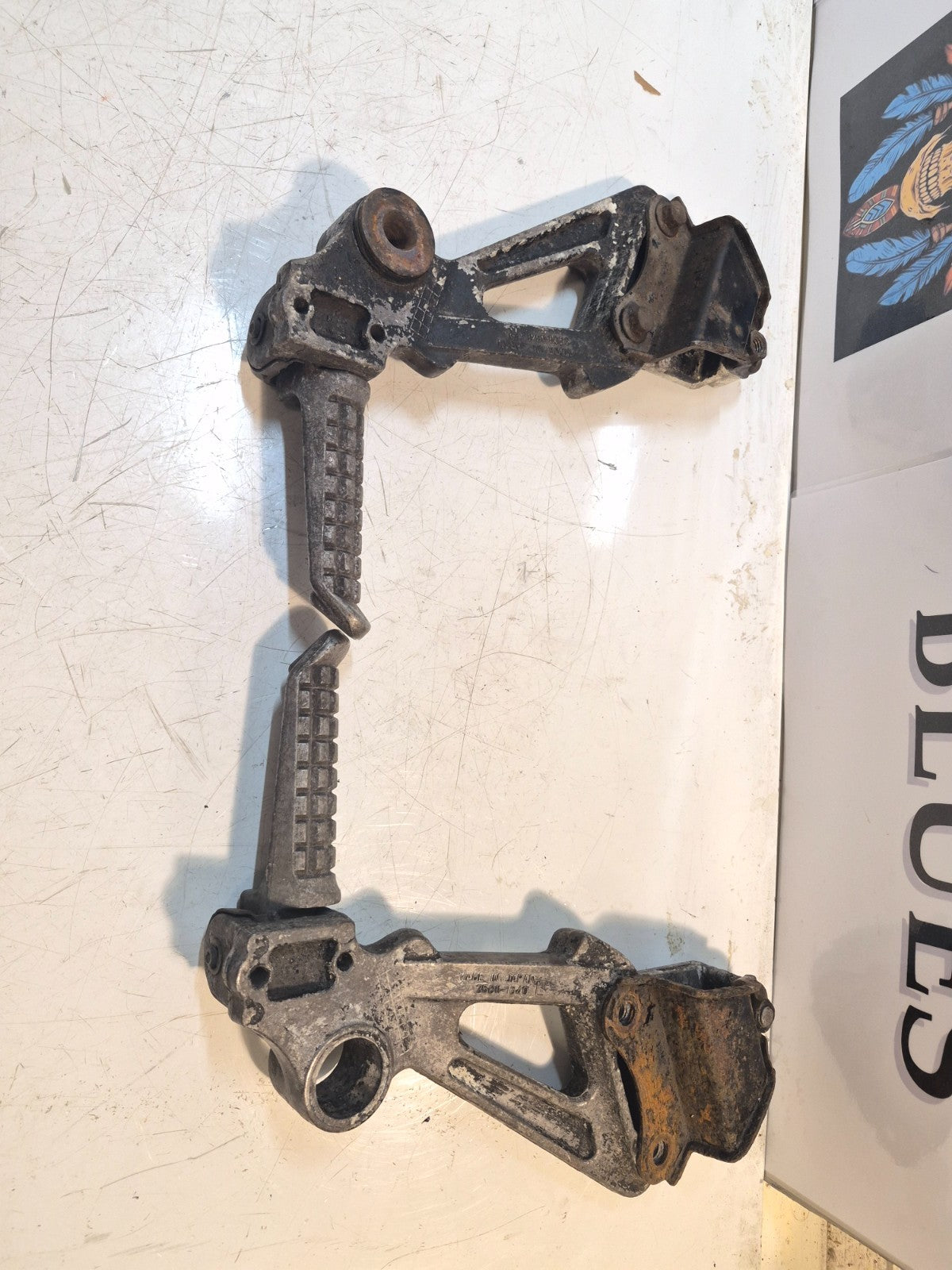 Kawasaki ZZR 1100 Pillion Pegs And Hangers, Pair