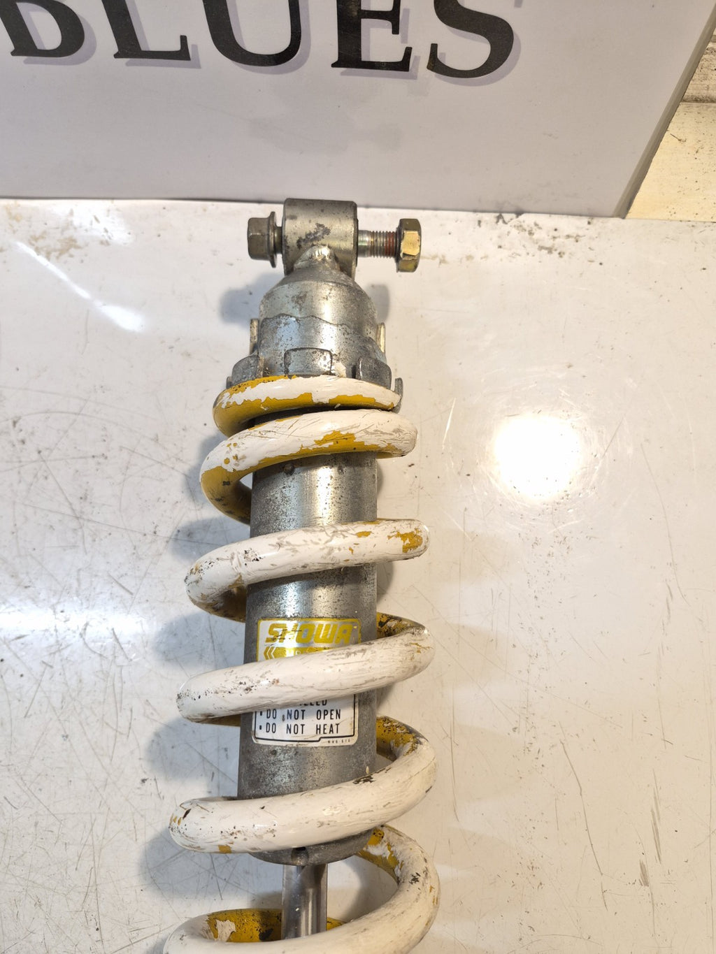 Honda VTR 1000 Firestorm Mono Shock