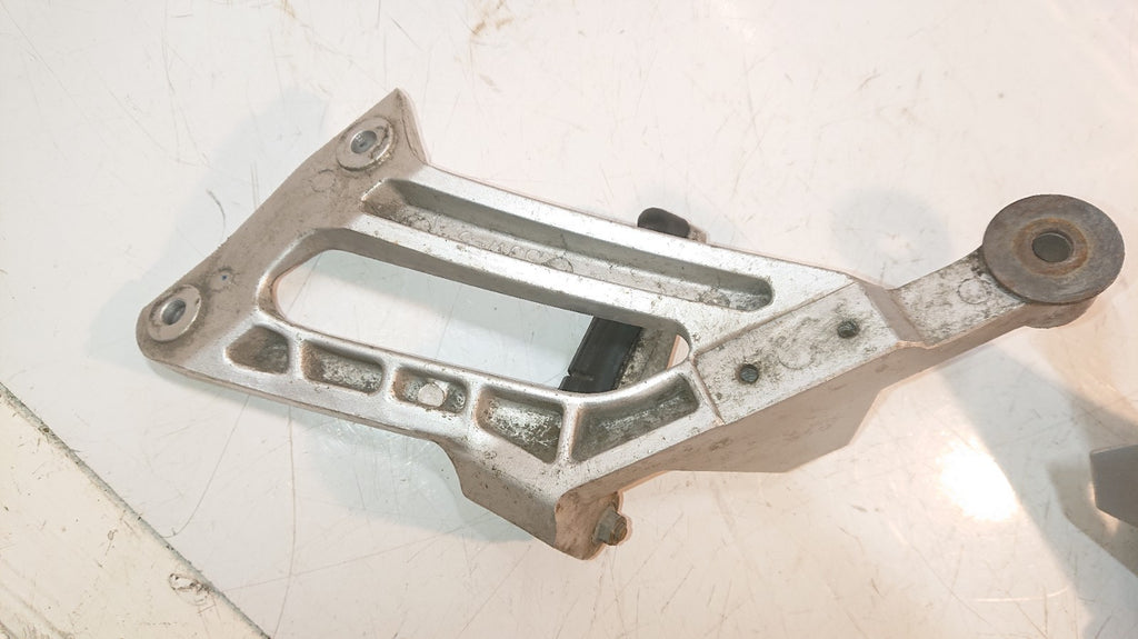 Yamaha FJR 1300 Rear Sets