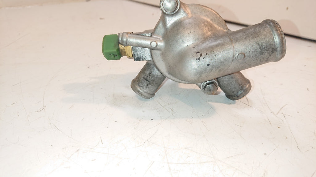 Honda VTR 1000 FIRESTORM Thermostat Housing