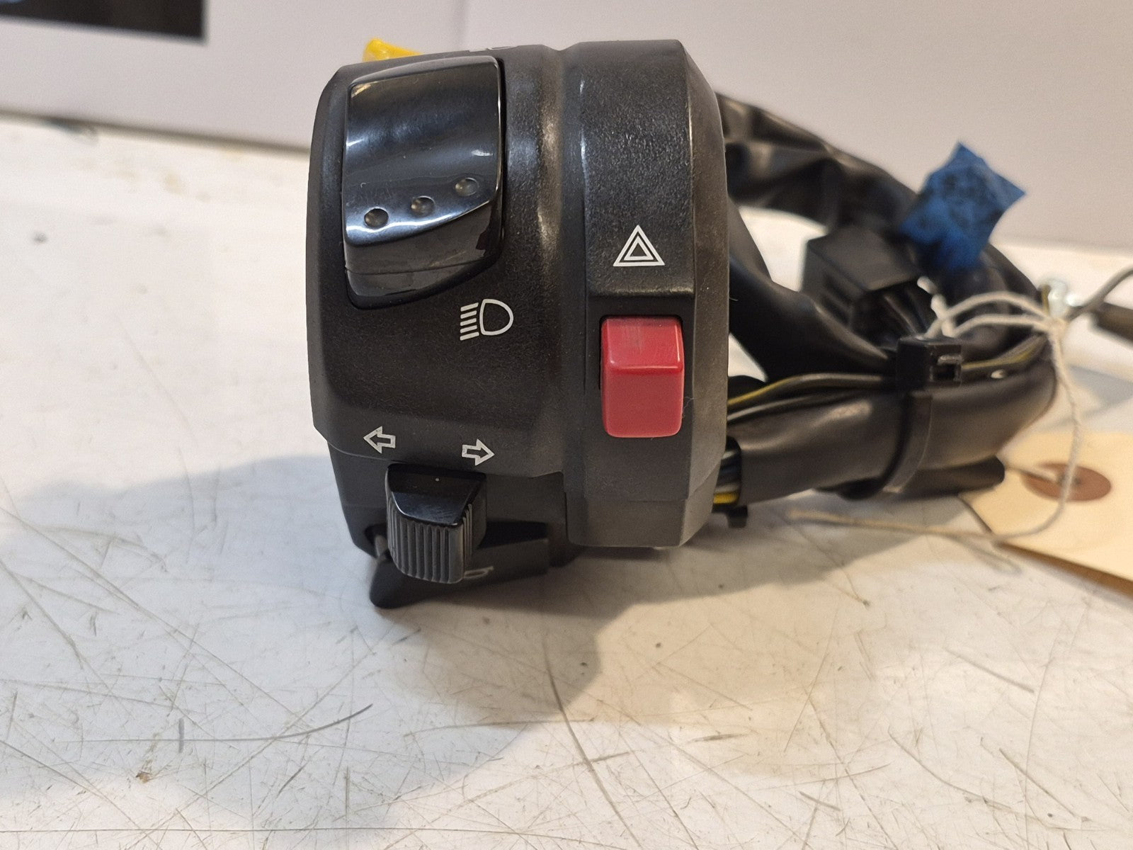 Suzuki GSF 1250 Bandit Switchgear, Left-hand